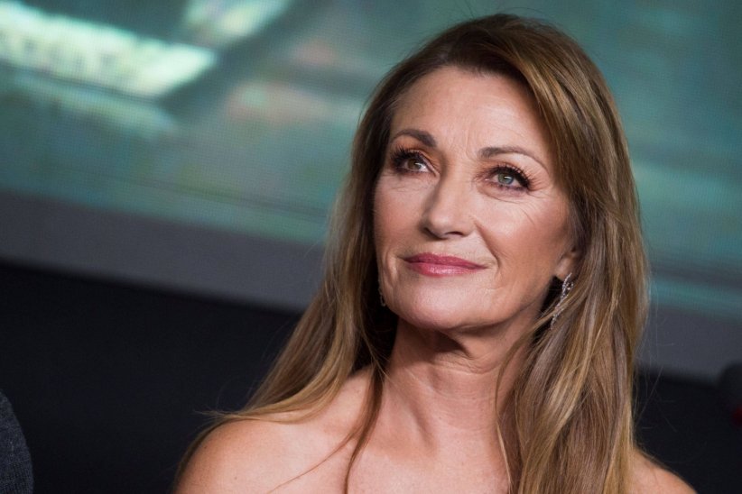 Jane Seymour a un oeil vert et l'autre marron Jane Seymour a un oeil vert et l'autre marron