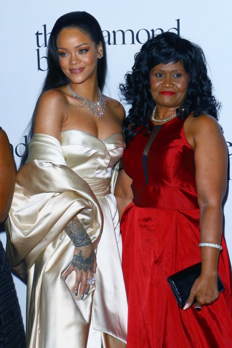 Rihanna voue une admiration sans faille à sa maman Rihanna voue une admiration sans faille à sa maman
