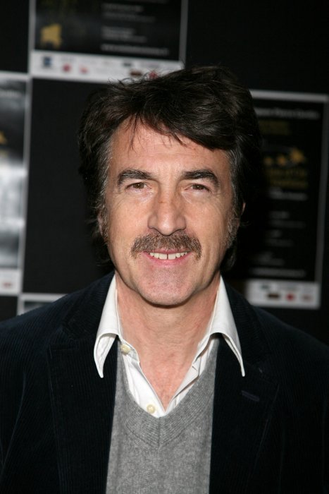 François Cluzet : la moustache par intermittence François Cluzet : la moustache par intermittence