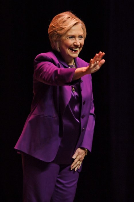 Hillary Clinton de moins en moins populaire Hillary Clinton de moins en moins populaire