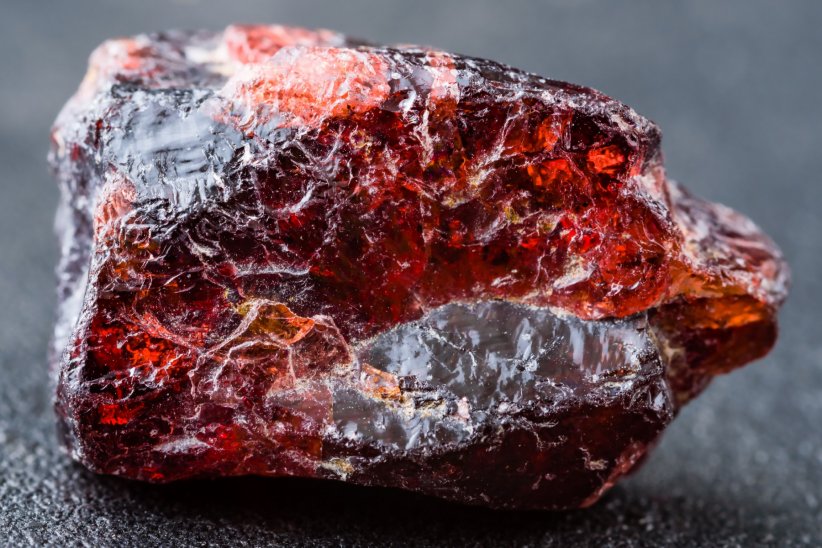 Le grenat, la source de confiance en soi Le grenat, la source de confiance en soi
