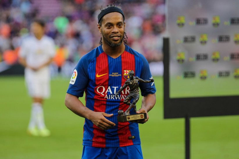 Ronaldinho : une amende de 2 millions d'euros Ronaldinho : une amende de 2 millions d'euros