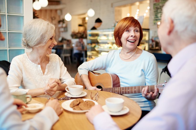 Aux Pays-Bas, on ne doit surtout pas chanter à table ! Aux Pays-Bas, on ne doit surtout pas chanter à table !