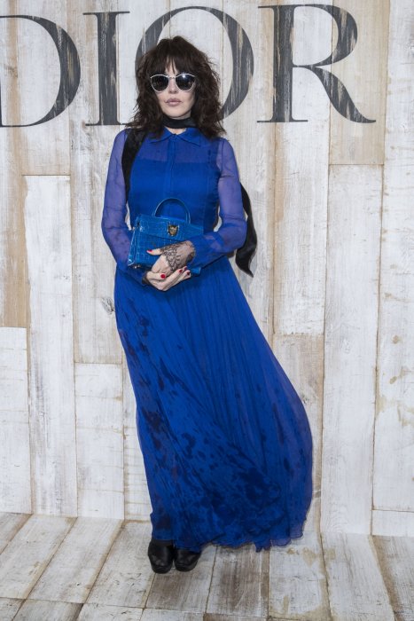 Isabelle Adjani, au côté du Capitaine Marleau Isabelle Adjani, au côté du Capitaine Marleau