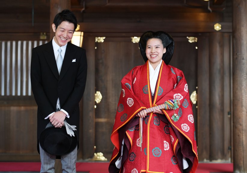 La princesse Ayako abandonne son titre impérial pour épouser un rotutier La princesse Ayako abandonne son titre impérial pour épouser un rotutier