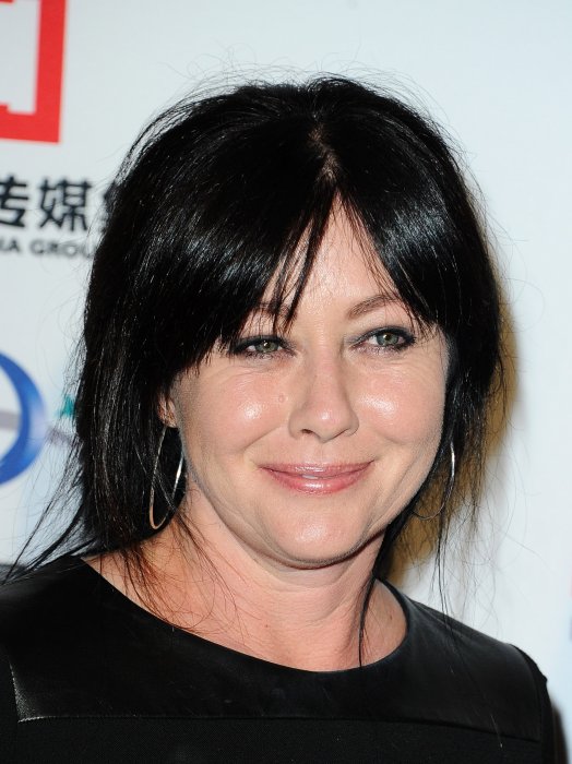 Shannen Doherty publie des photos de son combat contre le cancer Shannen Doherty publie des photos de son combat contre le cancer