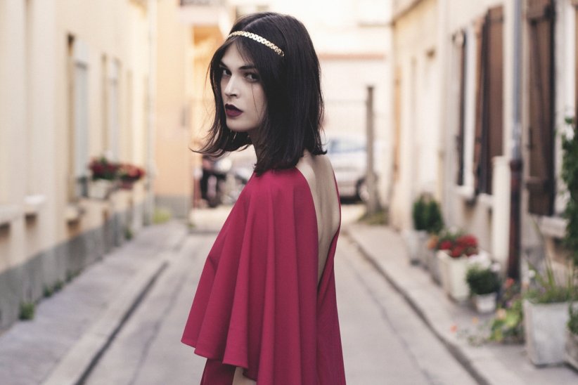 Le headband façon serre-tête Le headband façon serre-tête