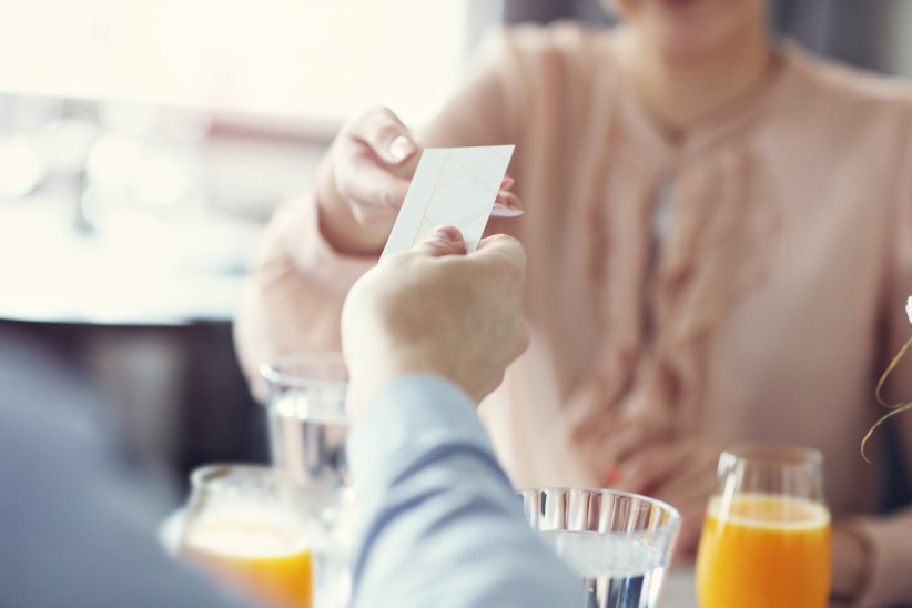 Posséder un stock de belles et efficaces cartes de visite Posséder un stock de belles et efficaces cartes de visite
