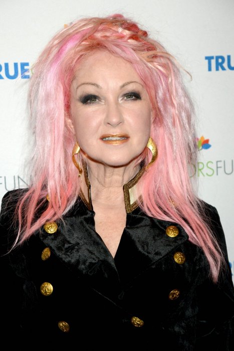 Cyndi Lauper au Beacon Theatre de New York le 5 décembre 2015. Cyndi Lauper au Beacon Theatre de New York le 5 décembre 2015.