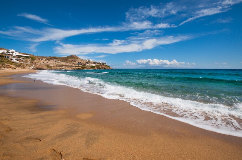 La plage Paradise Beach de Mykonos, en Grèce La plage Paradise Beach de Mykonos, en Grèce