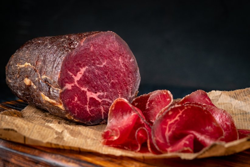 Saucisson VS viande de grison pour une planche revisitée Saucisson VS viande de grison pour une planche revisitée
