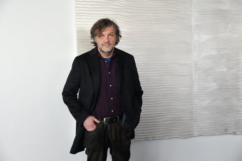 Emir Kusturica : une ferme au sein de son village utopique Emir Kusturica : une ferme au sein de son village utopique