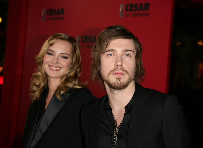 Louise Bourgoin et Julien Doré : l'amour dure un an ? Louise Bourgoin et Julien Doré : l'amour dure un an ?