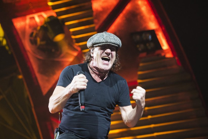 Brian Johnson risque de devenir sourd Brian Johnson risque de devenir sourd