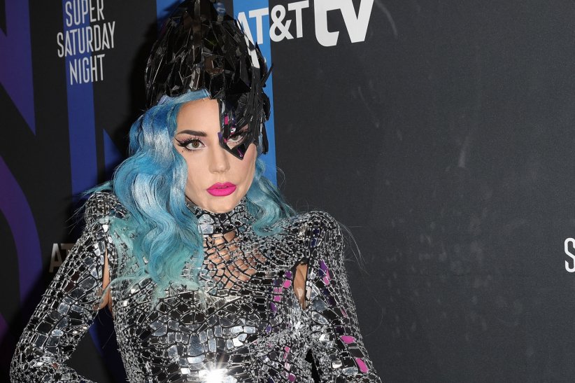 Lady Gaga et ses deux pistes de bowling Lady Gaga et ses deux pistes de bowling