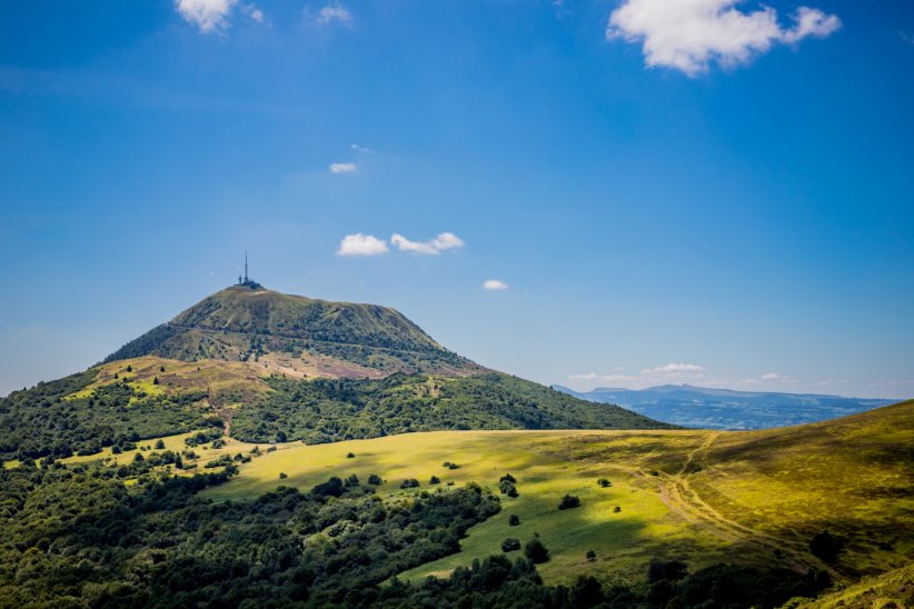 Le Puy de Dôme : le nom d'un volcan pour un département Le Puy de Dôme : le nom d'un volcan pour un département