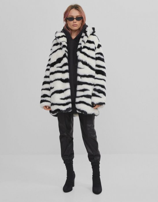 Zara, Bershka... Bonjour au synthétique Zara, Bershka... Bonjour au synthétique