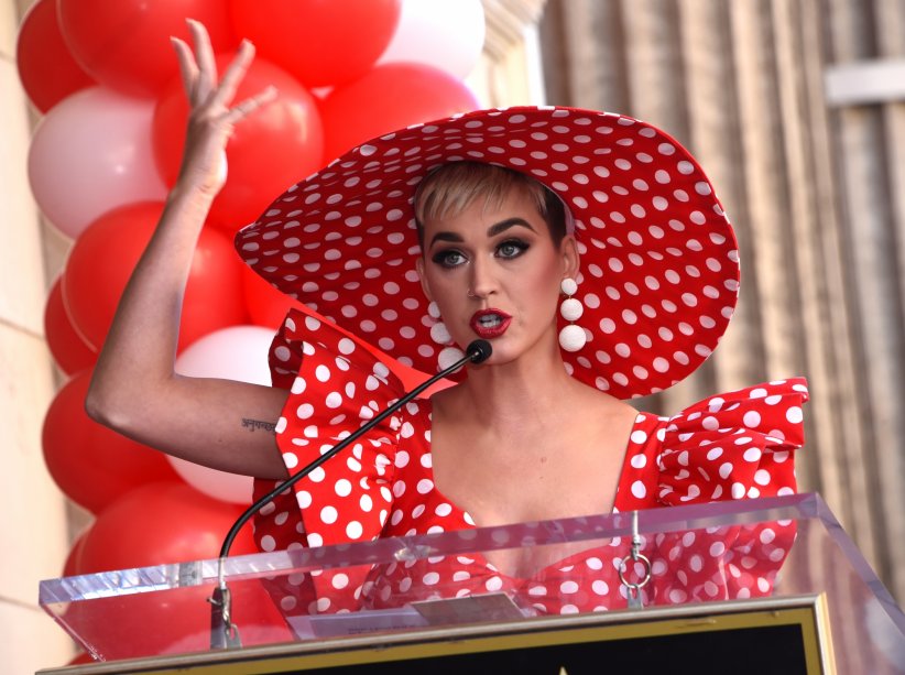 Katy Perry : le bisou volé polémique Katy Perry : le bisou volé polémique
