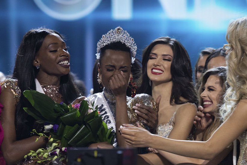 Zozibini Tunzi devient Miss Univers Zozibini Tunzi devient Miss Univers