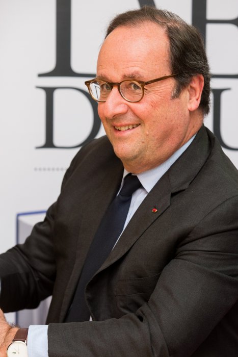 Quand Carla Bruni appelle François Hollande "le pingouin" Quand Carla Bruni appelle François Hollande "le pingouin"
