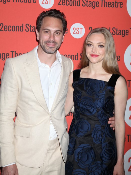 Amanda Seyfried : bientôt unie pour la vie à Thomas Sadoski Amanda Seyfried : bientôt unie pour la vie à Thomas Sadoski
