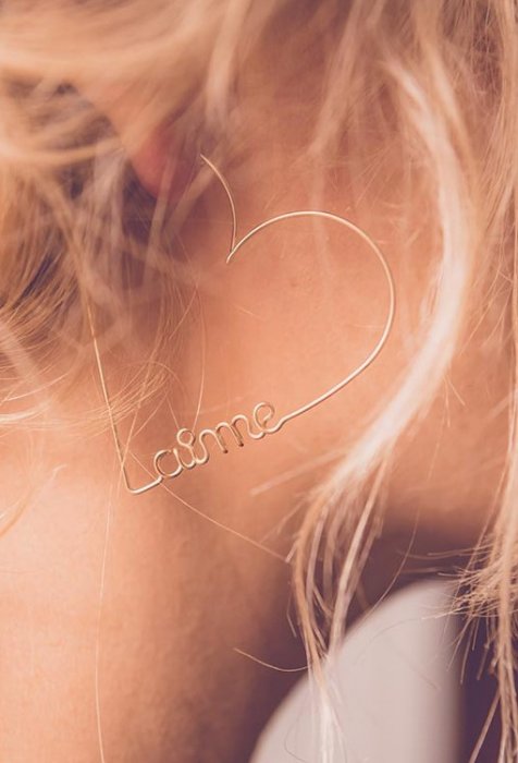Des créoles pleines d'amour Des créoles pleines d'amour