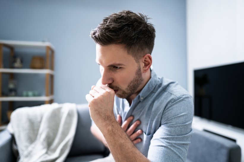 Elle peut s'attraper par inhalation d'air contaminé Elle peut s'attraper par inhalation d'air contaminé