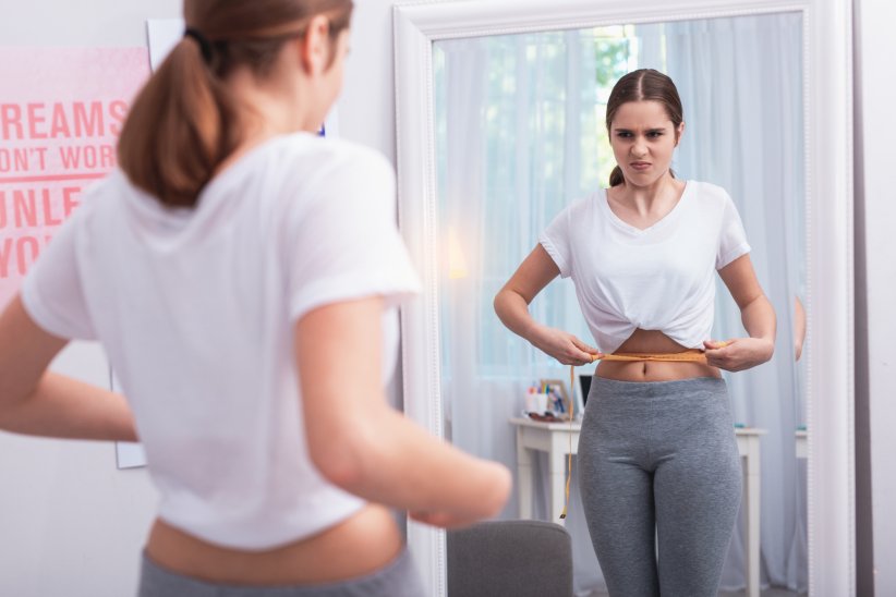 Il/elle compte ses calories Il/elle compte ses calories