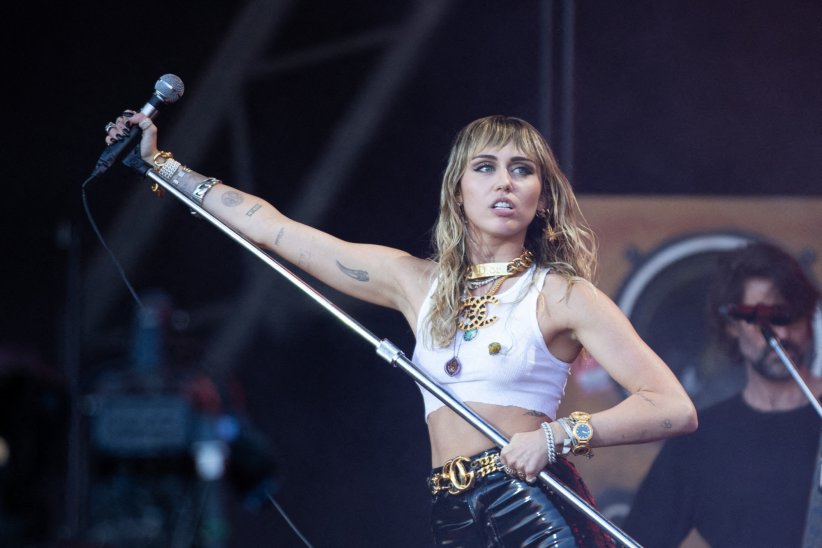 Miley Cyrus a subi quelques moqueries à cause de son allergie Miley Cyrus a subi quelques moqueries à cause de son allergie