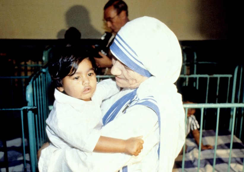 Mère Teresa : pauvreté et maladie comme ennemies Mère Teresa : pauvreté et maladie comme ennemies