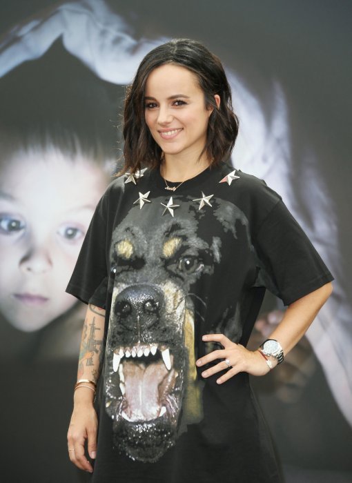 Alizée, un vent d'amour avec Grégoire Lyonnet Alizée, un vent d'amour avec Grégoire Lyonnet