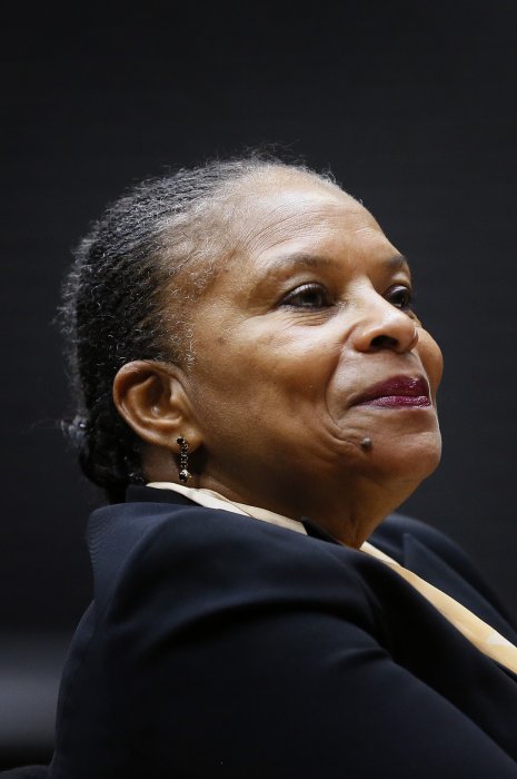 Christiane Taubira répond au candidat du mouvement "En marche !" Christiane Taubira répond au candidat du mouvement "En marche !"