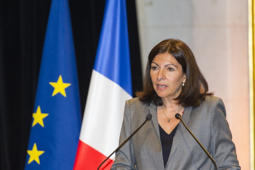 Anne Hidalgo égratigne Emmanuel Macron Anne Hidalgo égratigne Emmanuel Macron