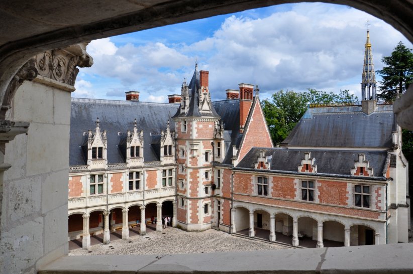 Blois : un château de quatre époques Blois : un château de quatre époques