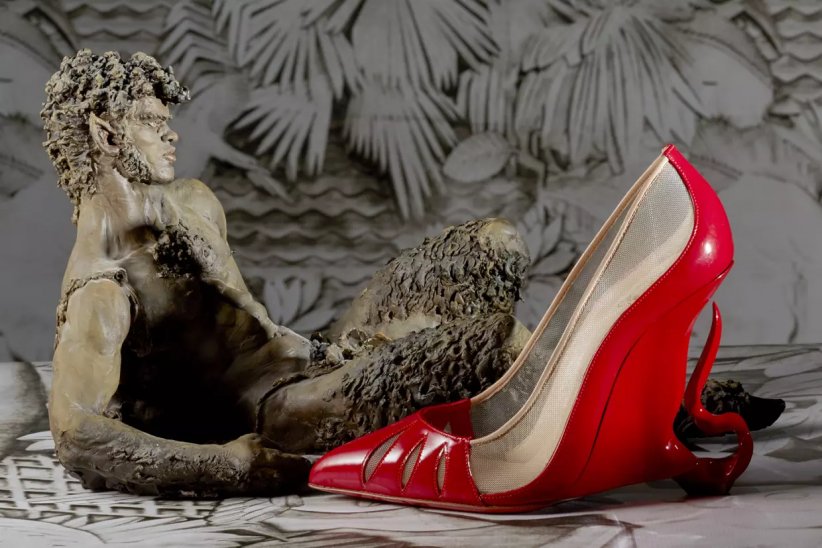 Christian Louboutin, Exhibitionniste, au Palais de la Porte Dorée à Paris Christian Louboutin, Exhibitionniste, au Palais de la Porte Dorée à Paris
