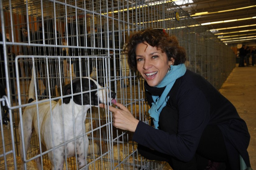 Elle est engagée dans le milieu associatif Elle est engagée dans le milieu associatif