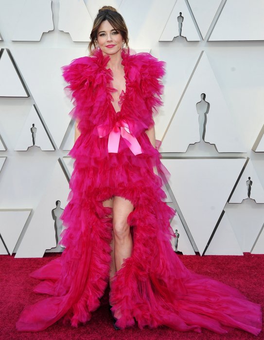 Linda Cardellini voit la vie en rose Linda Cardellini voit la vie en rose