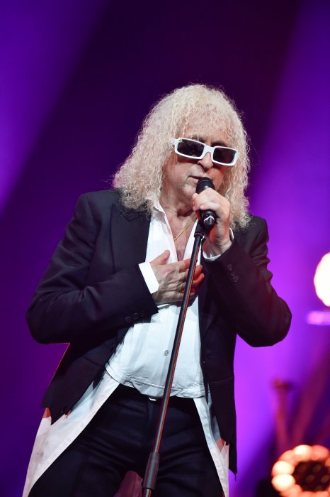 Michel Polnareff : Noël lui rappelle de mauvais souvenirs Michel Polnareff : Noël lui rappelle de mauvais souvenirs