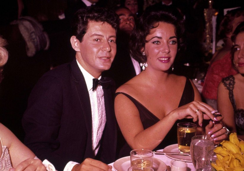 Eddie Fisher a quitté son épouse pour sa meilleure amie Eddie Fisher a quitté son épouse pour sa meilleure amie