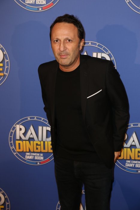 Arthur : le présentateur inondé de messages antisémites Arthur : le présentateur inondé de messages antisémites
