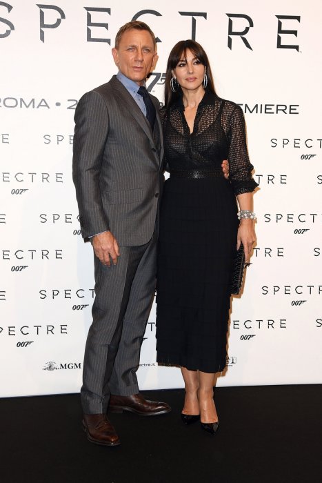 Elle est la James Bond Girl la plus âgée Elle est la James Bond Girl la plus âgée