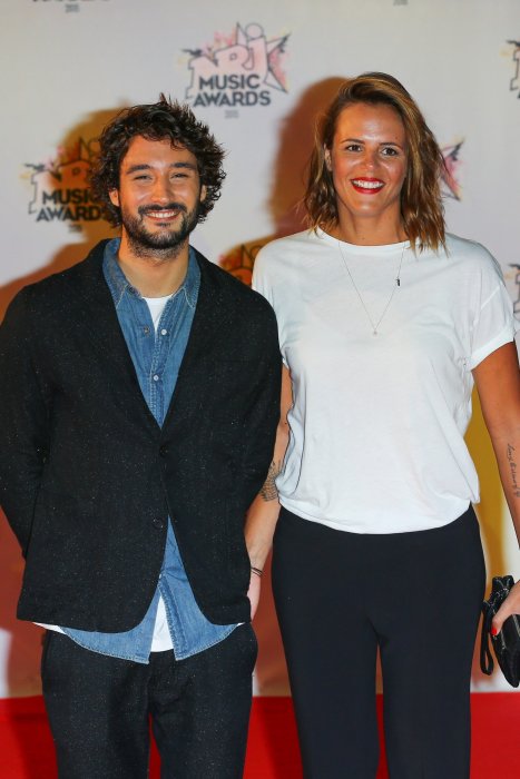 Laure Manaudou et Jérémy Frérot : leur chienne réveille le quartier Laure Manaudou et Jérémy Frérot : leur chienne réveille le quartier