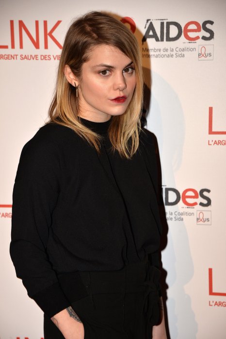 Coeur de Pirate fait son coming-out pour la bonne cause Coeur de Pirate fait son coming-out pour la bonne cause