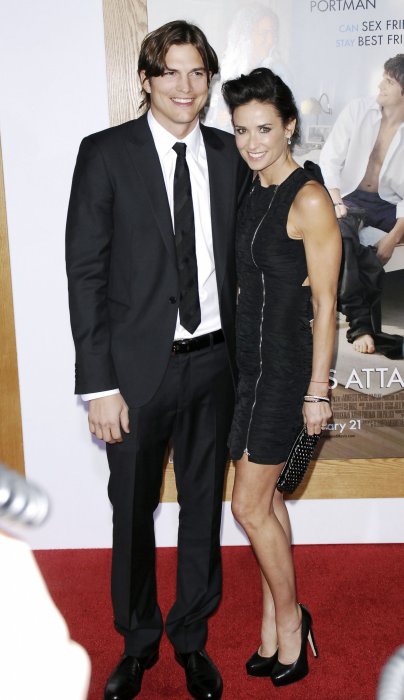 Demi Moore et Ashton Kutcher : le divorce auquel ne s'attendait pas l'Amérique Demi Moore et Ashton Kutcher : le divorce auquel ne s'attendait pas l'Amérique