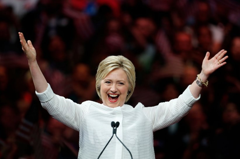 Hillary Clinton est officiellement la candidate démocrate Hillary Clinton est officiellement la candidate démocrate