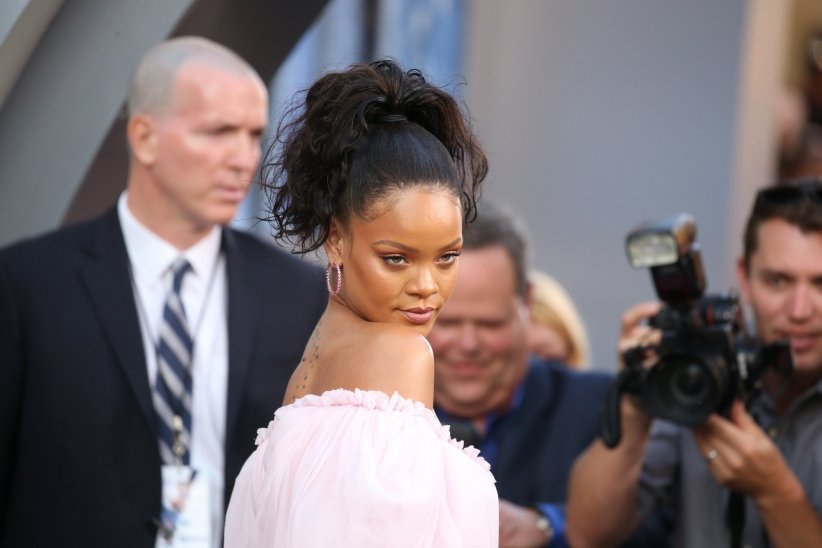 Rihanna : harcelée pour sa couleur de peau Rihanna : harcelée pour sa couleur de peau