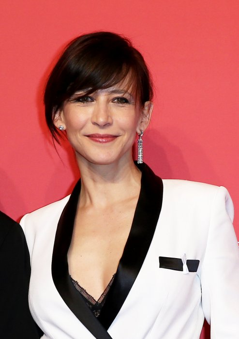 Sophie Marceau, au secours des poules pondeuses Sophie Marceau, au secours des poules pondeuses