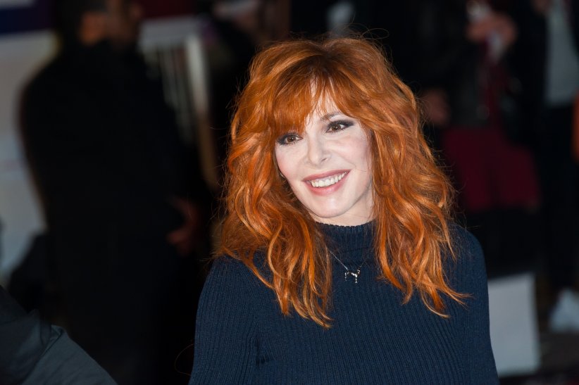 Mylène Farmer : apprend à faire avec son physique Mylène Farmer : apprend à faire avec son physique