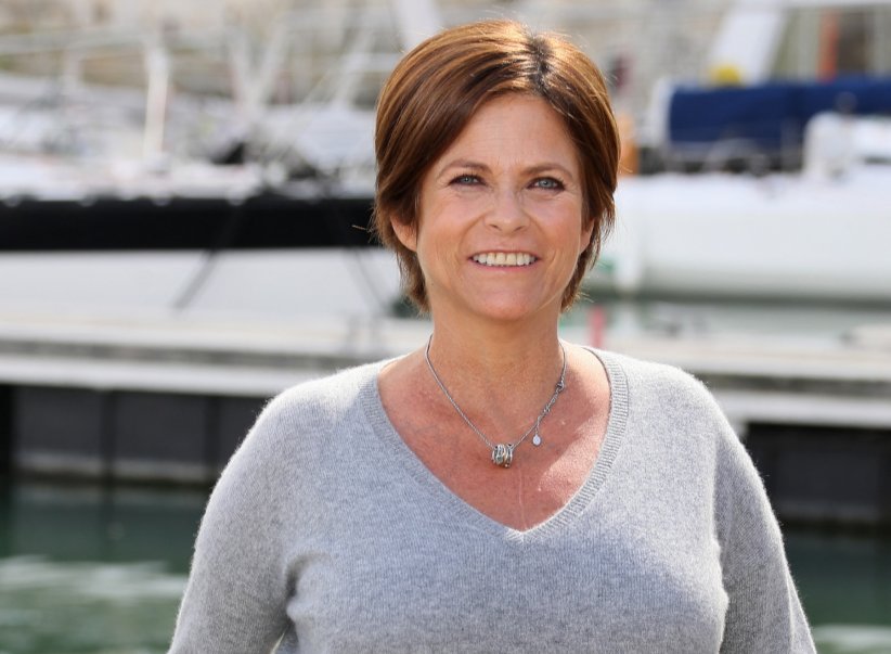 Charlotte Valandrey a subi une greffe à 35 ans Charlotte Valandrey a subi une greffe à 35 ans