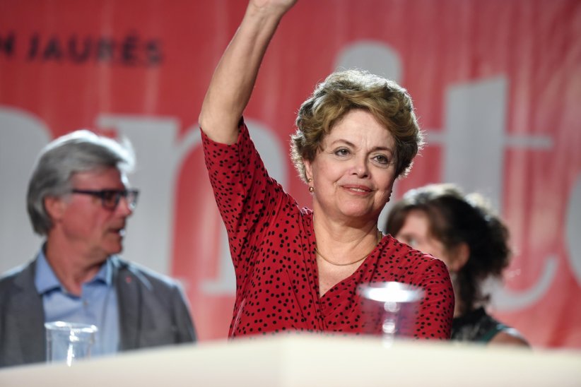 Dilma Roussef, ex-présidente de l'un des plus grands pays du monde Dilma Roussef, ex-présidente de l'un des plus grands pays du monde